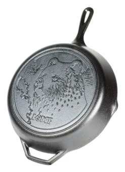 Lodge L10SKWLBR Wildlife Series-Brown Bear Cast Iron Skillet 12 In.