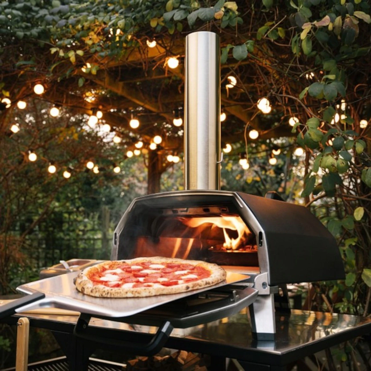 Ooni Karu 16 Outdoor Pizza Oven Black 5 Ooni Karu 16 Outdoor Pizza Oven Black - Image 3