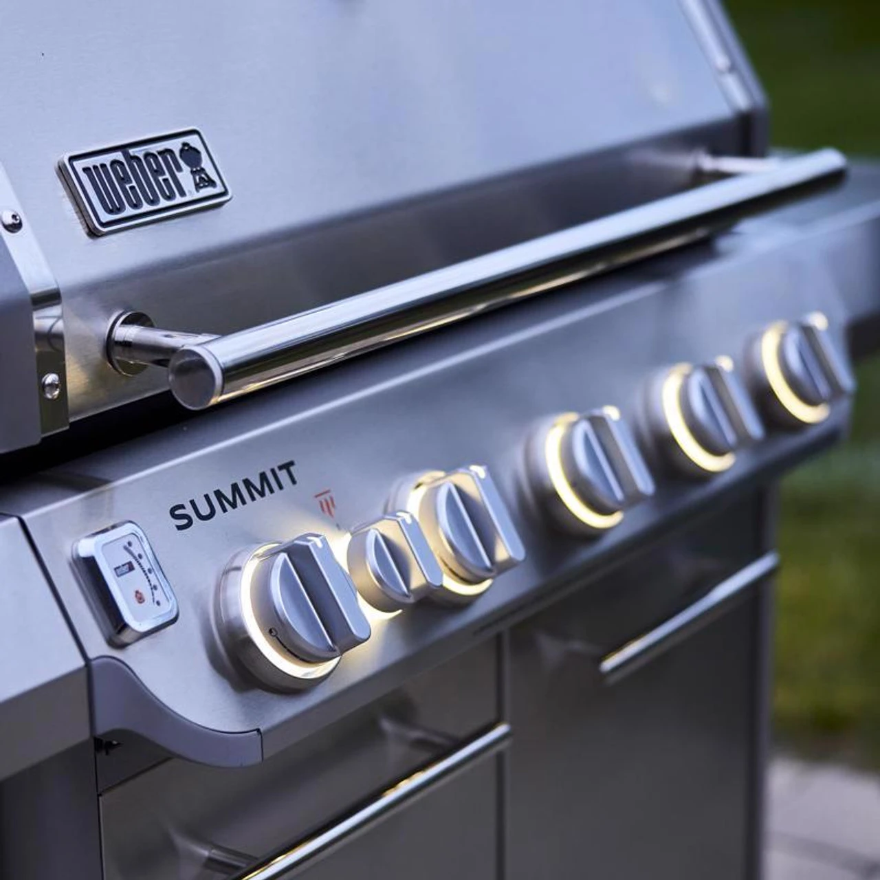 Weber Summit FS38 S 5 Burner Natural Gas Grill 5 Weber Summit FS38 S 5 Burner Natural Gas Grill - Image 3