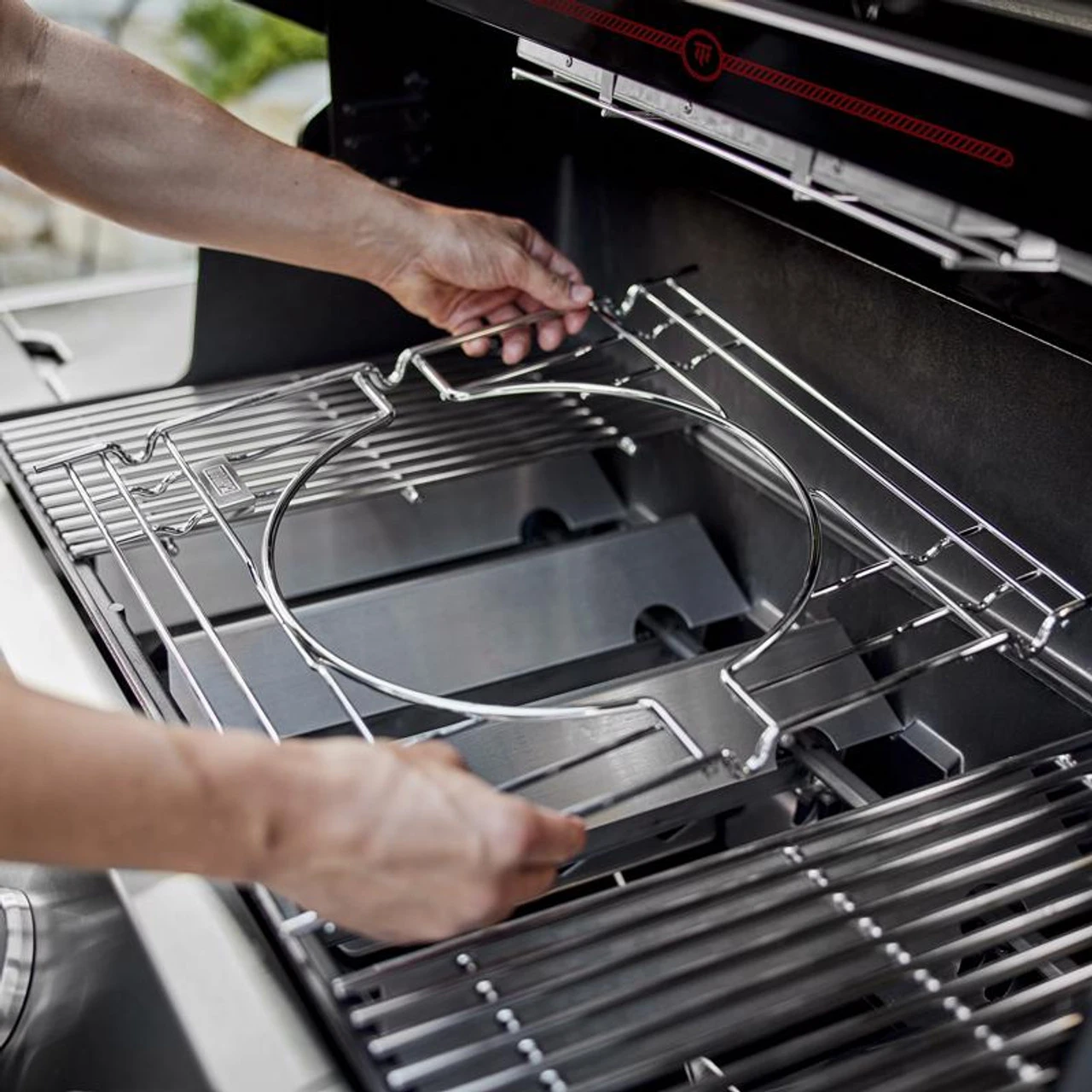 Weber Summit GC38 S Grill Center 5 Burner Natural Gas Grill 7 Weber Summit GC38 S Grill Center 5 Burner Natural Gas Grill - Image 5