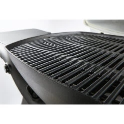 Weber Q1200 Gas Grill -Grill Top Griddle Store 8379422 A V6.eps High 65447.1639933007