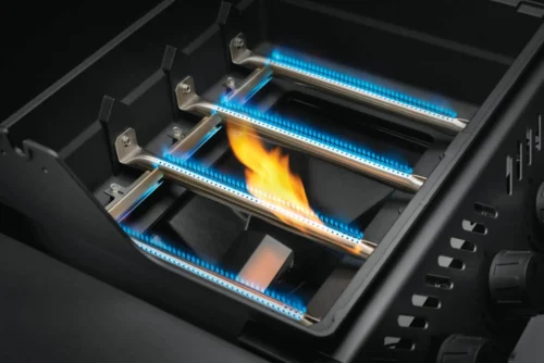 Napoleon F425DSBPGT-ECP Freestyle 425 SB With Range Side Burner -Grill Top Griddle Store F425DSBPGT ECP Web Gallery 07 Freestyle Sear Details Empty Burners On Jet Fire Cmyk Final 61336.1755803773